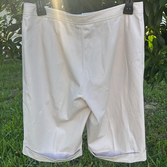 Cream Tailored Capris with Pressed Crease - Picture 5 of 6